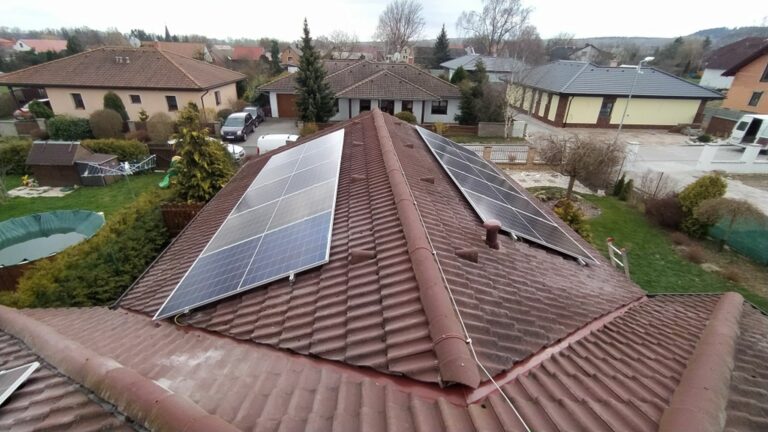 FVE 9 kWp s nabíječkou 44 KW